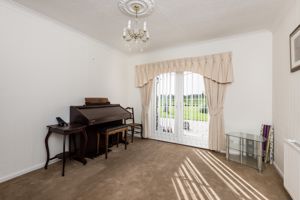 Photo 16- click for photo gallery